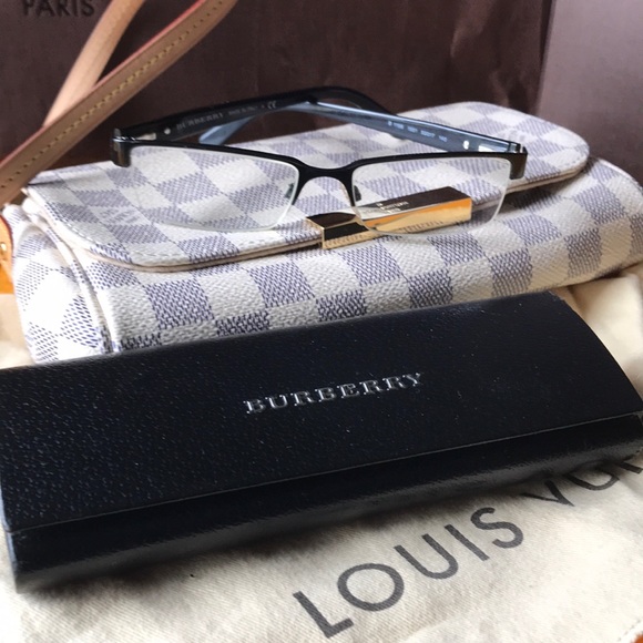 Burberry glasses - Picture 2 of 8